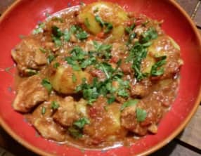 Poulet épicé au chocolat