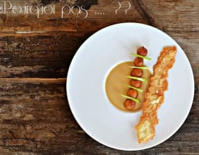 Pana cotta caramel, pommes et tuile amande