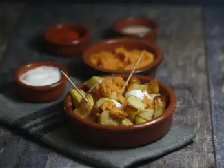 Apéritif du monde : mezzés, antipasti et autres bouchées à partager