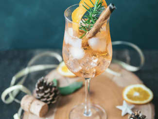 Cocktails sous le sapin : idées pétillantes pour célébrer noël