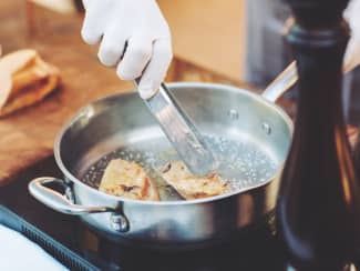 5 recettes de foie gras poêlé pour maîtriser cette cuisson de chef