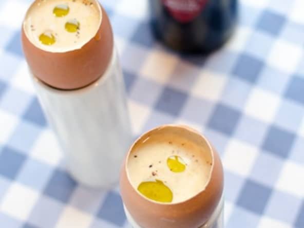 Oeuf Butternut, crème de shiitake, huile fruité noir