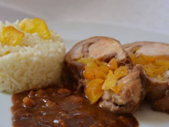 Lapin de Pâques aux abricots et à la main de Bouddha