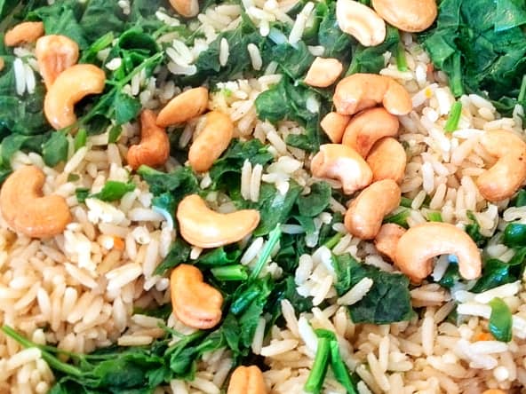 Riz pilaf aux épinards et noix de cajou