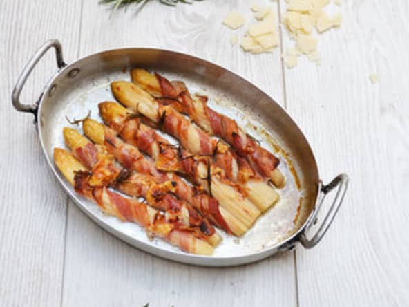 Asperges blanches au bacon et fromage parmesan