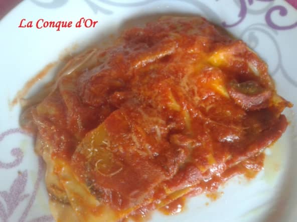 Lasagnes aux champignons et sauce tomate