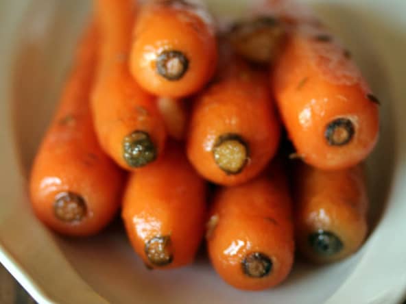 Carottes glacées au miel et aux épices