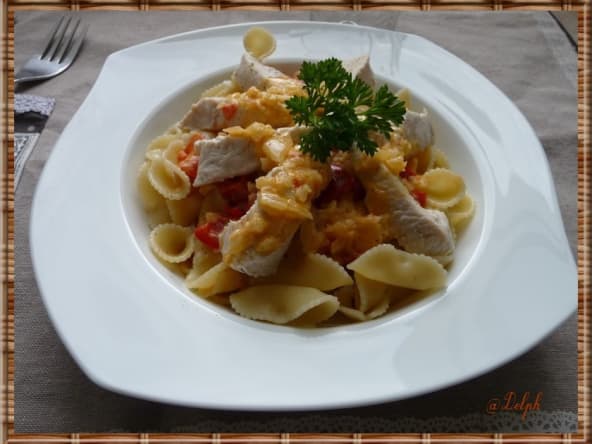 Sauté de dinde aux poivrons rouges et paprika