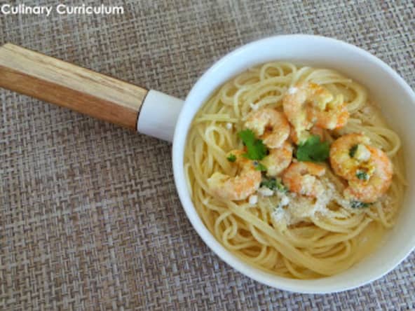 Crevettes sautées à la coriandre et curry