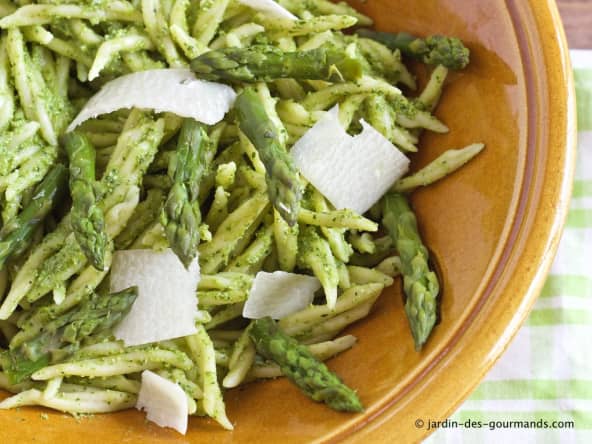 Pâtes au Pesto d’Asperges vertes