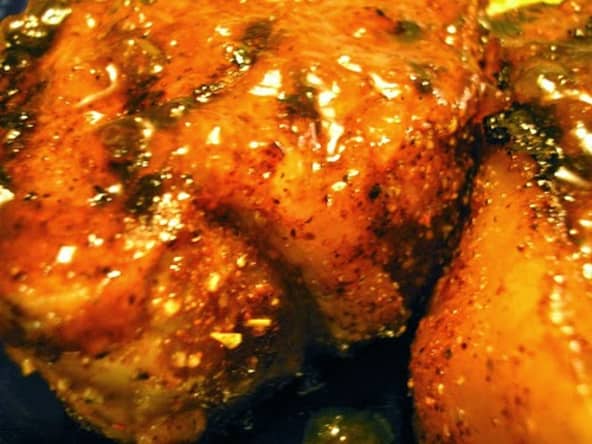 Côtelettes d'agneau panées, sauce madère