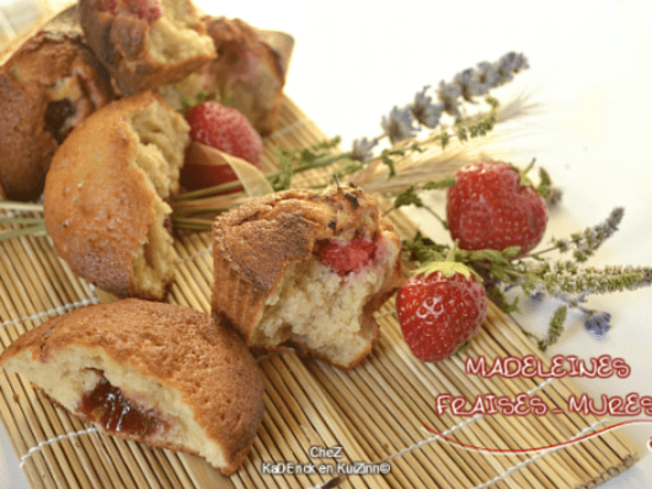 Madeleine fourree à la confiture de fraises et mures