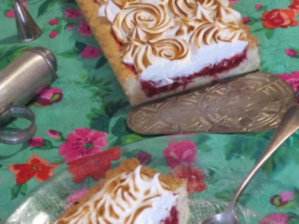 Complètement fruitée et meringuée la tarte