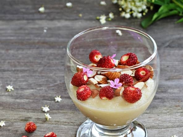 Crème de semoule au lait de riz et fleurs de sureaux (sans lactose)