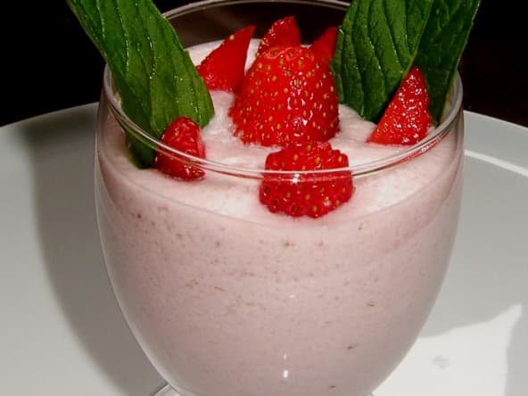 Mousse aux fraises à la menthe