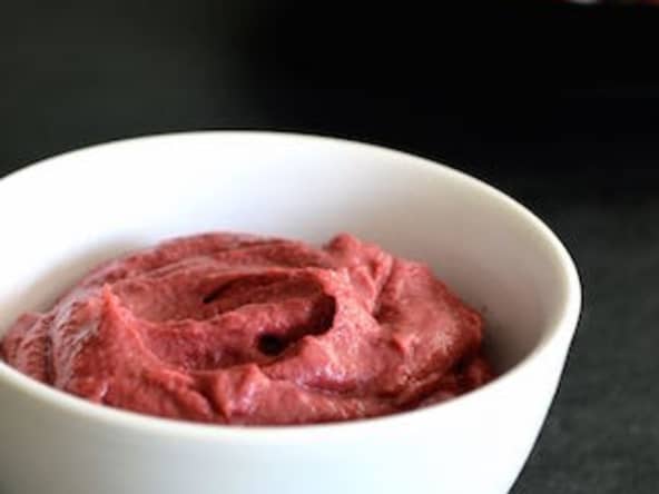 Dips de légumes, betterave et beurre de cacahuètes