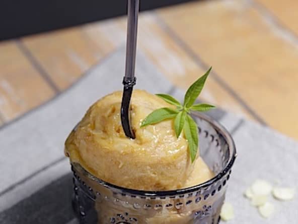 Glace abricots amandes sans sorbetière