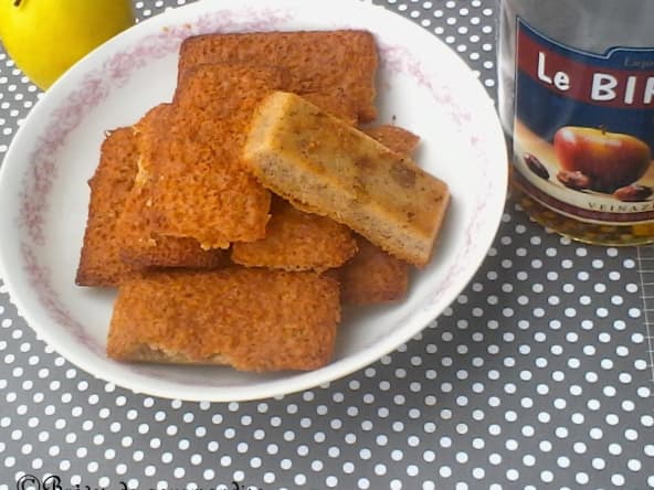 Financiers noisette, et pommes caramélisées au Birlou.