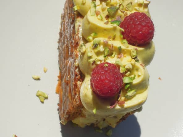 Mille-feuille pistache framboises