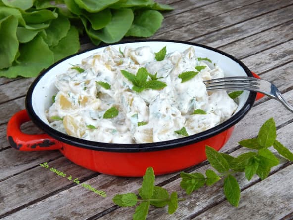Salade de pommes de terre à la menthe