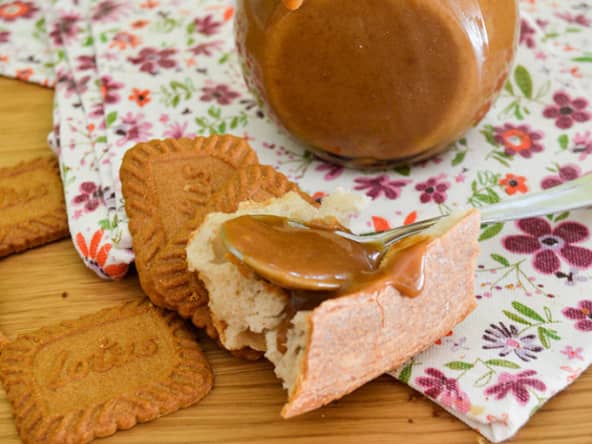 Comment préparer la pâte de spéculoos maison ?