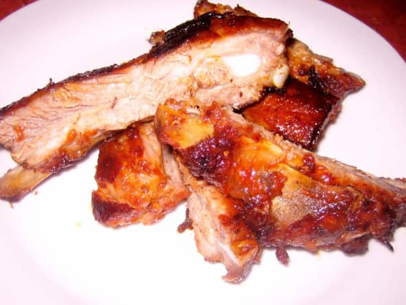 Travers de porc épicés et caramélisés