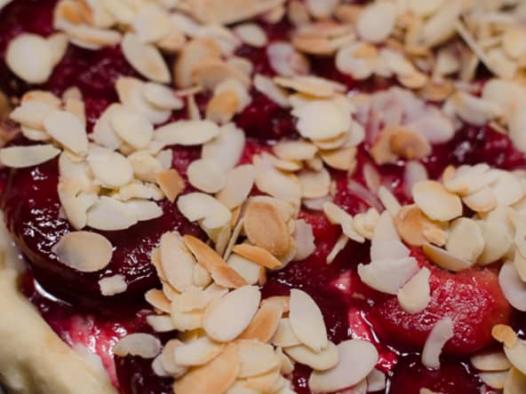 Tarte aux prunes et au mascarpone