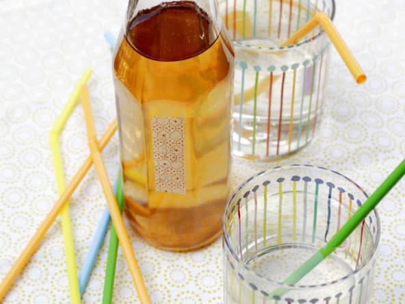 Sirop printanier de fleurs, acacia ou sureau