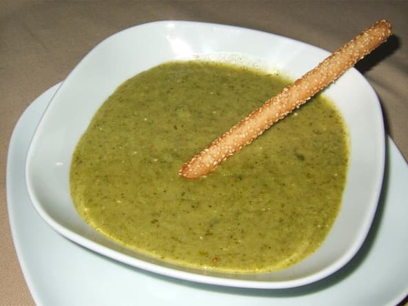 Velouté du potager pommes de terre, courgettes et batavia