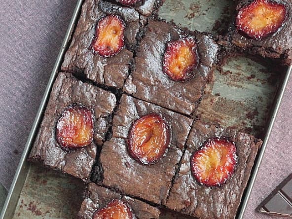 Brownie aux prunes rôties