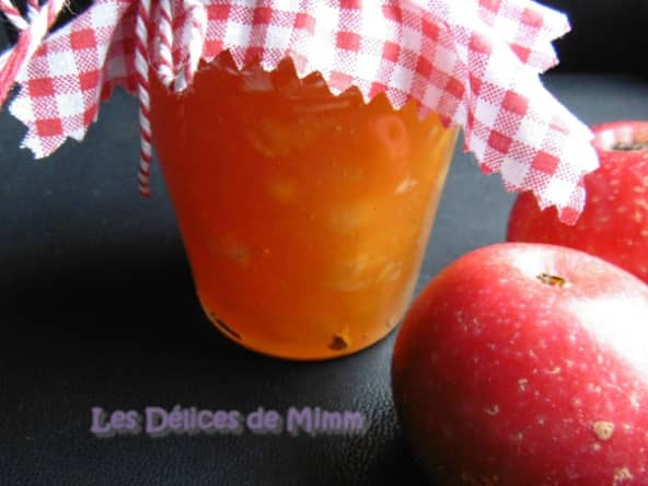 Confiture de pommes au caramel