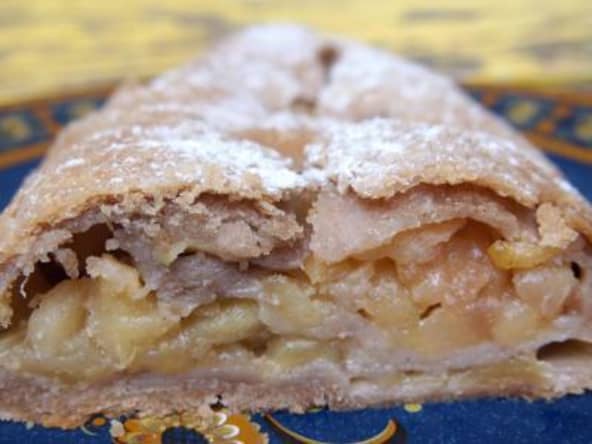 Applestruddel aux pommes et à la poire