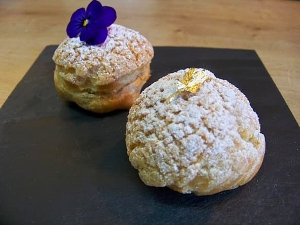 Pâte à choux, craquelin et choux chantilly au café
