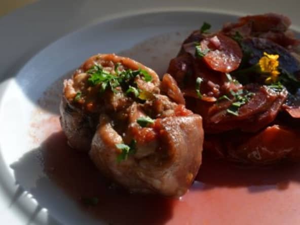 Lapin fermier aux dernières tomates