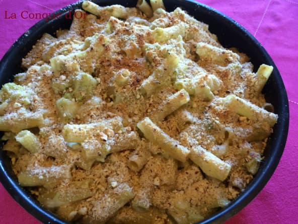 Gratin de pâtes au chou-fleur et à la Tuma