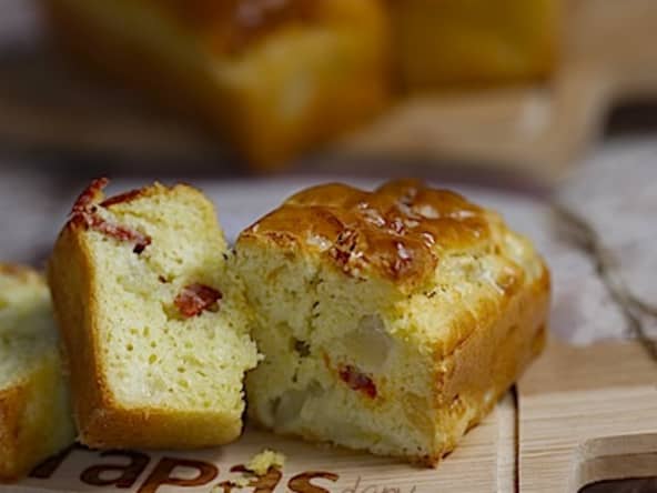 Petits cakes aux poires roquefort et chorizo