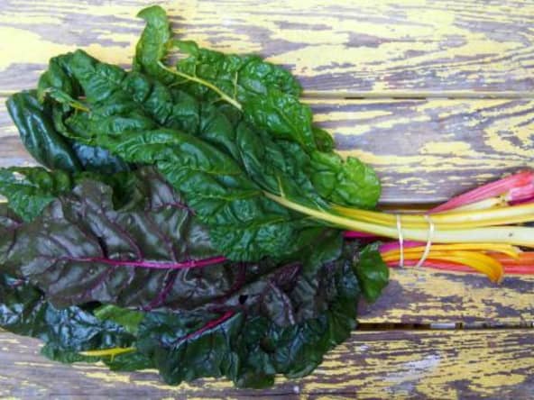 Riz pilaf coloré aux poirées ou blettes