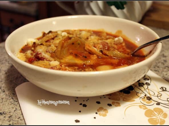 Soupe de tomate au fenouil rôti
