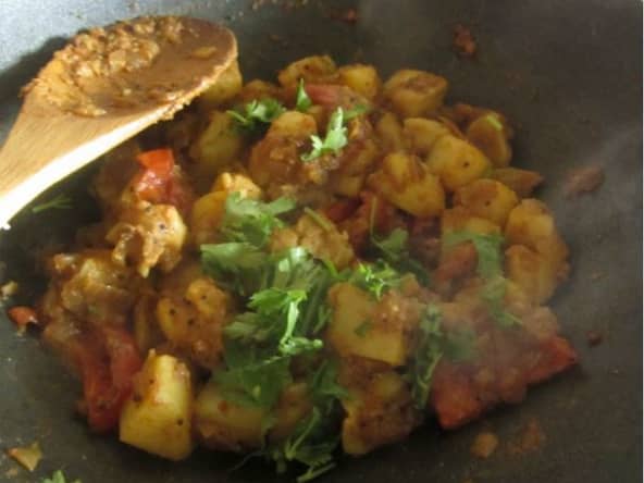 Pommes de terre épicées, sautées comme à Bombay - vegan - sans gluten