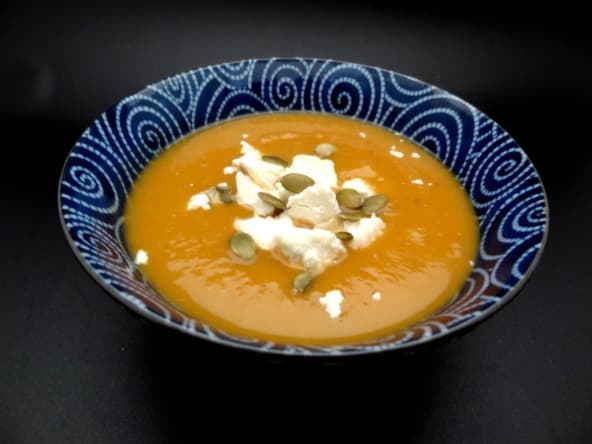 Velouté de potiron et châtaignes au Chavignol