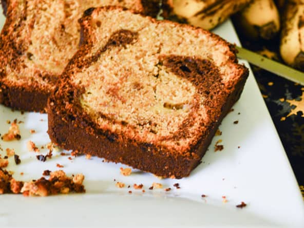 Quatre-quarts de Noël marbré banane, épices, chocolat