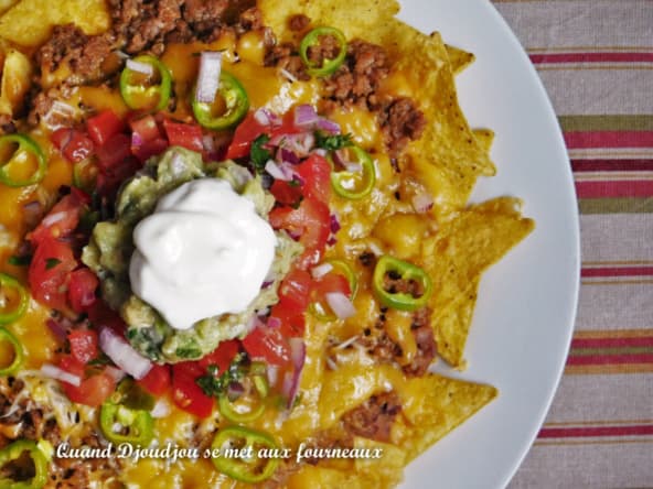 Nachos au Boeuf et savoureuse Salsa Mexicaine