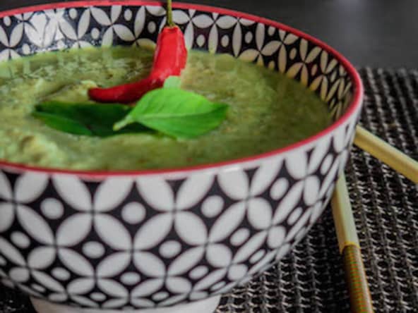 Curry vert de poulet au lait de coco