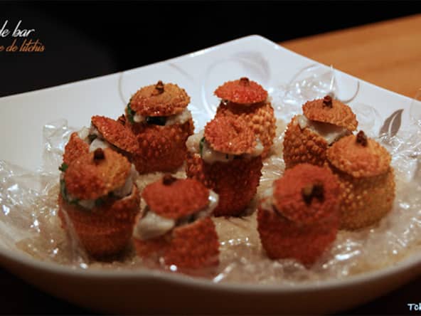 Tartare de bar en coque de litchis