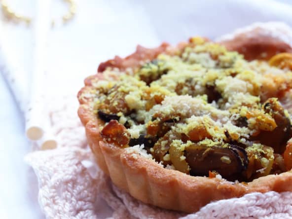 Tartelettes aux fruits de mer gratinées au parmesan.