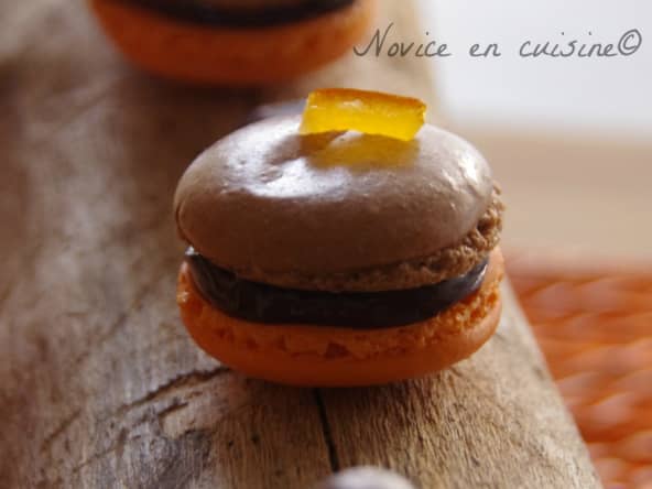 Macarons chocolat coeur oranges confites