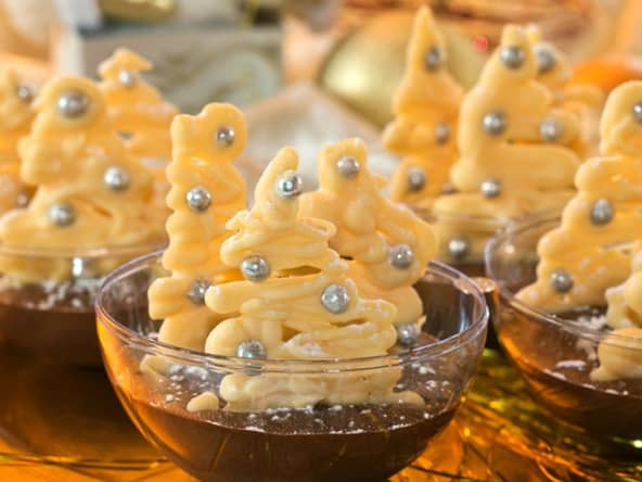 Mousse au chocolat et sa forêt de sapins blancs