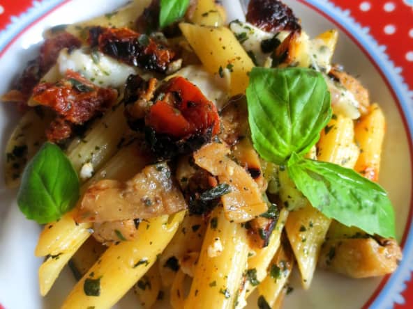 Pâtes aux Aubergines et au Fromage de Chèvre