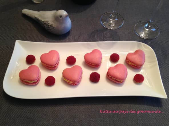 Macarons Coeurs à la crème de chocolat blanc et framboises