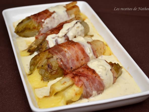 Roulade de chicons au comté, sauce crémeuse à l'échalote et Côtes du Jura